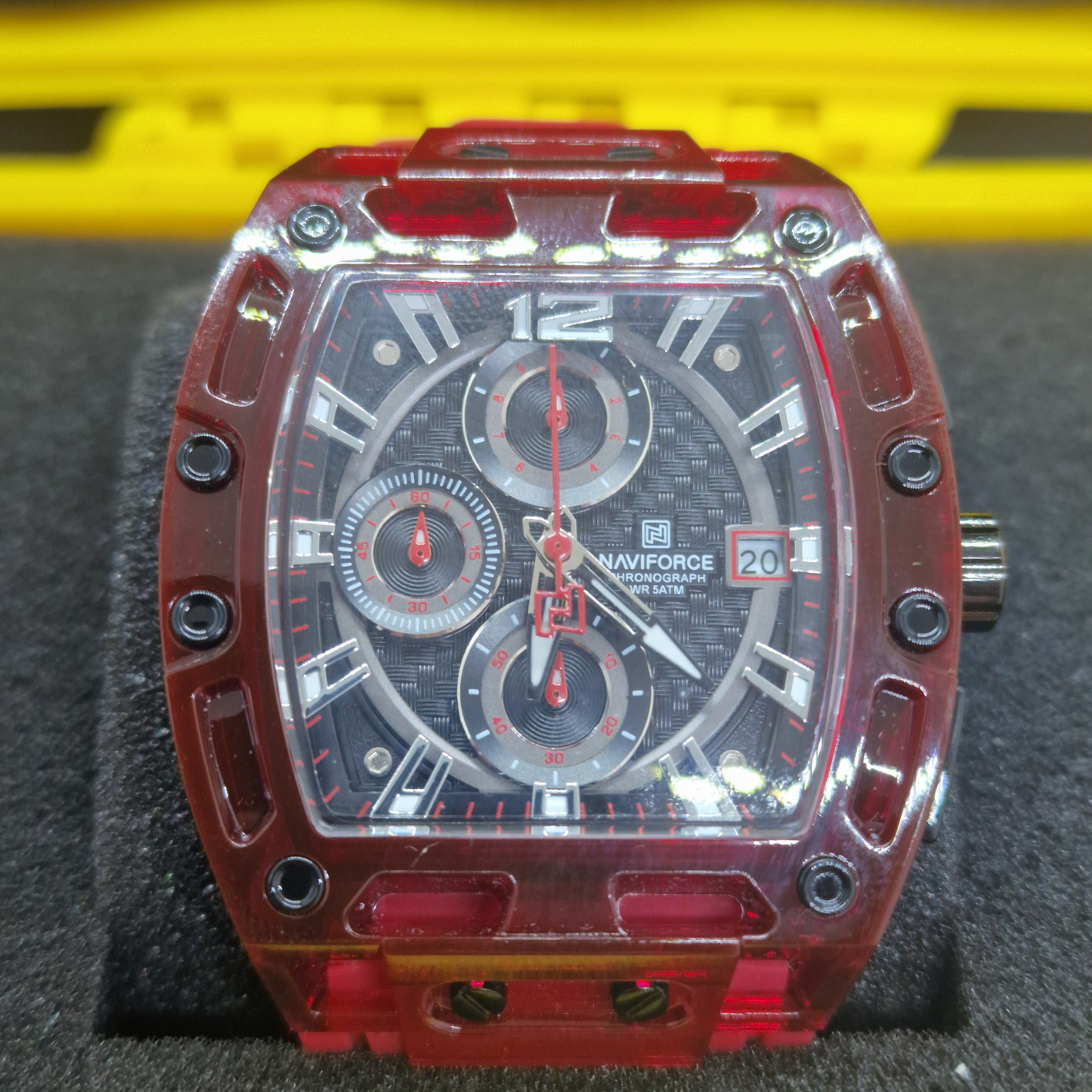NAVIFORCE Chronograph – Red Transparent Case – Waterproof – Luxury & Sporty Design