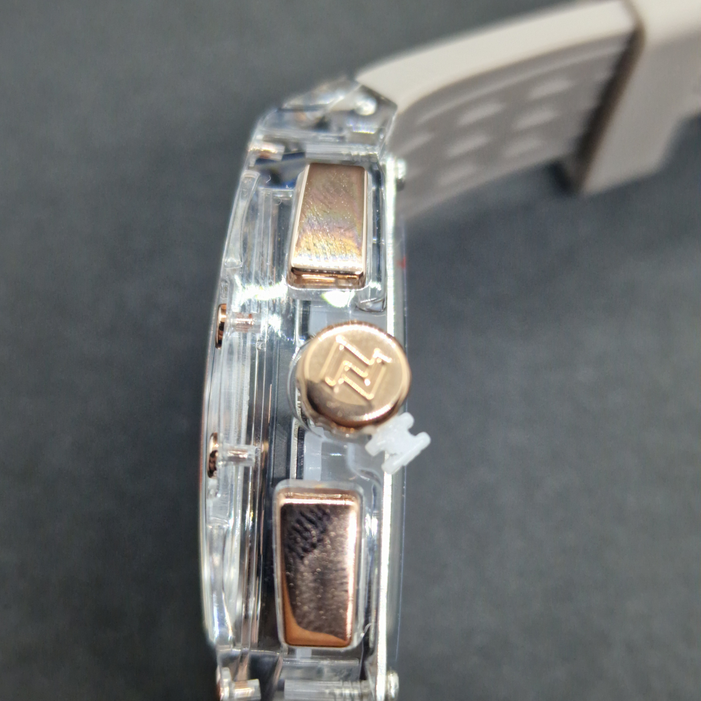 NAVIFORCE Chronograph with Transparent & Luxury Gold Accents